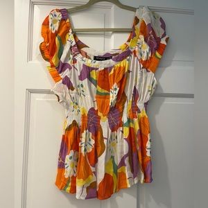 - Unique multicolor floral summer top, size XL, a little bit of stretch
